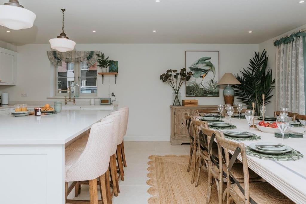 Hayward House, Hot Tub, Large Garden Villa Henley-on-Thames Eksteriør billede