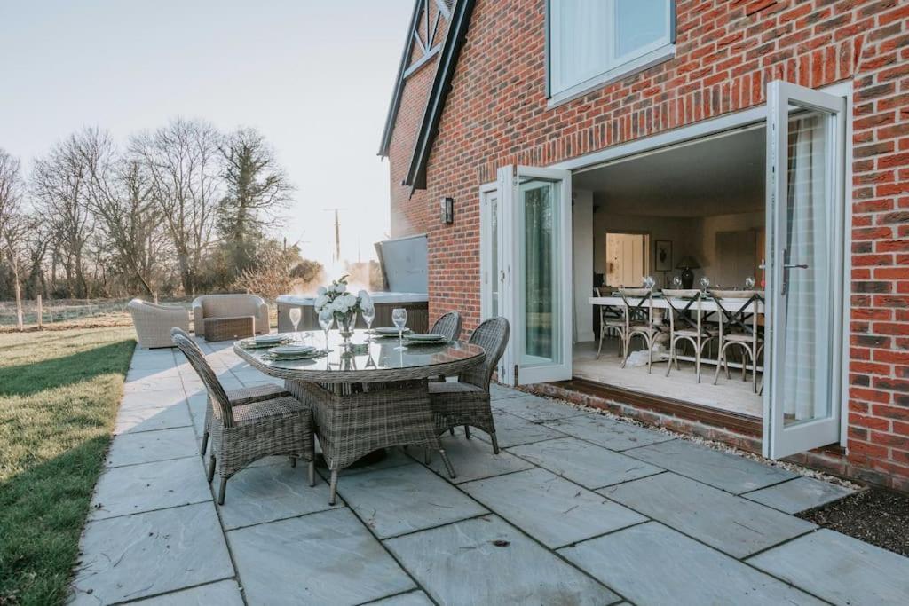 Hayward House, Hot Tub, Large Garden Villa Henley-on-Thames Eksteriør billede