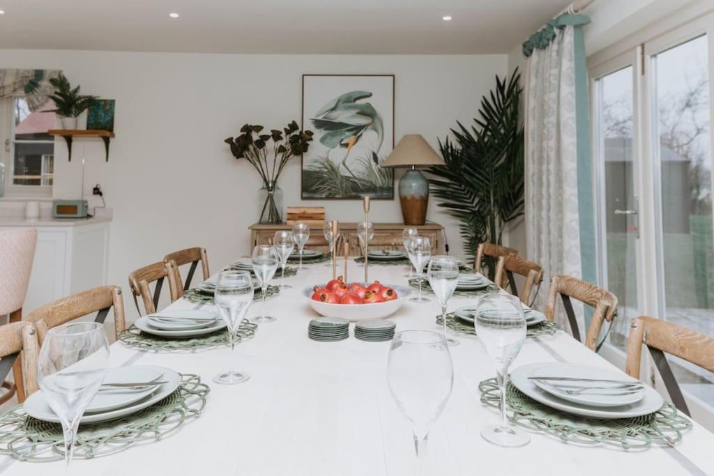 Hayward House, Hot Tub, Large Garden Villa Henley-on-Thames Eksteriør billede