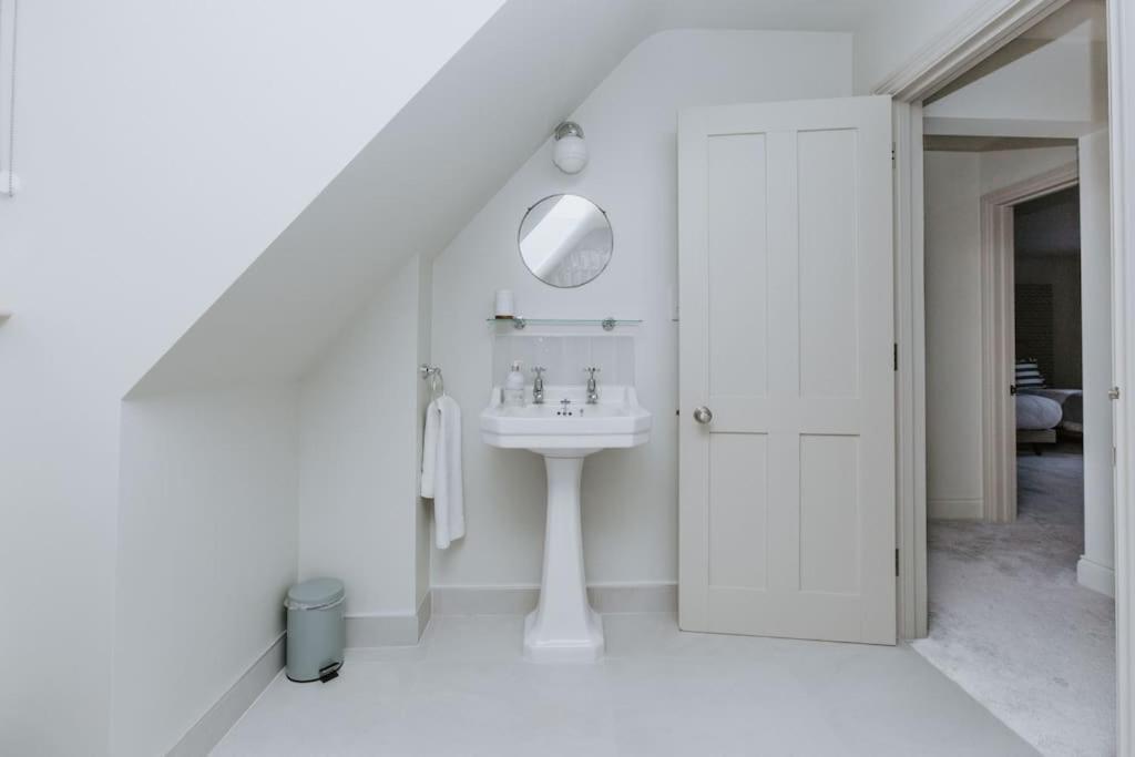Hayward House, Hot Tub, Large Garden Villa Henley-on-Thames Eksteriør billede