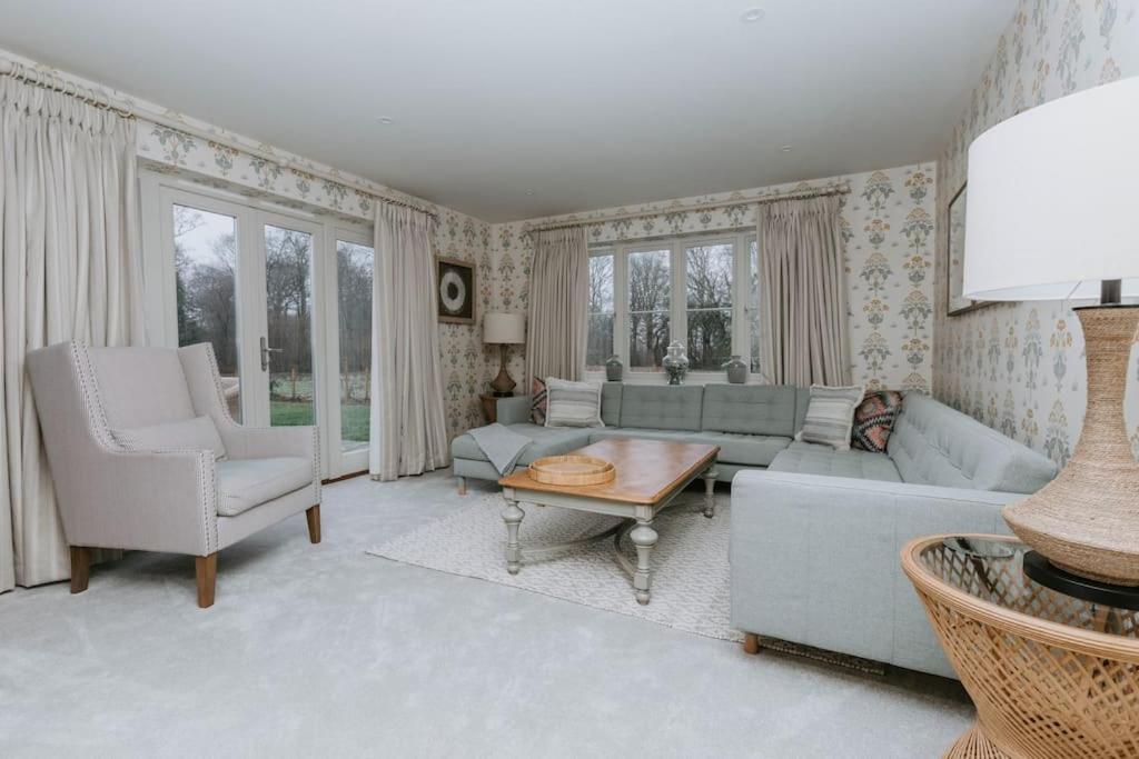 Hayward House, Hot Tub, Large Garden Villa Henley-on-Thames Eksteriør billede