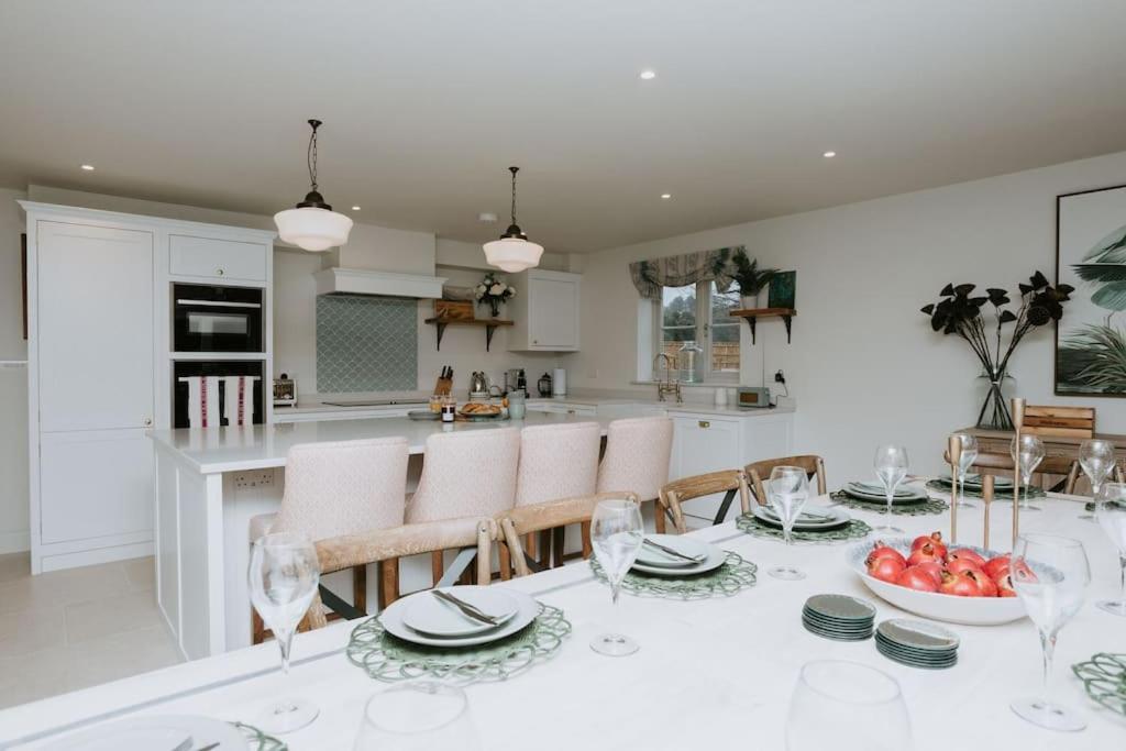 Hayward House, Hot Tub, Large Garden Villa Henley-on-Thames Eksteriør billede