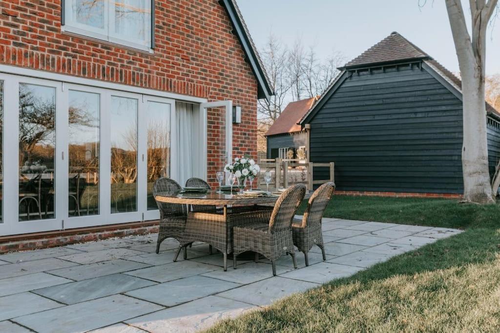Hayward House, Hot Tub, Large Garden Villa Henley-on-Thames Eksteriør billede